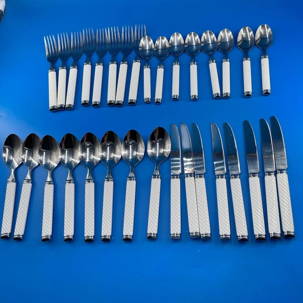 Mikasa forks metal texture